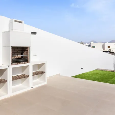 فيلة Navya - Vipvipvillas بلايا بلانكا