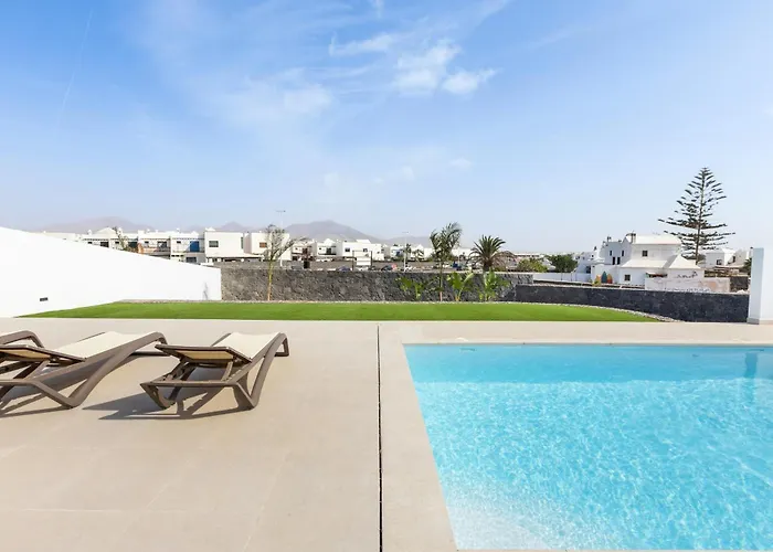 Vila Navya - Vipvipvillas