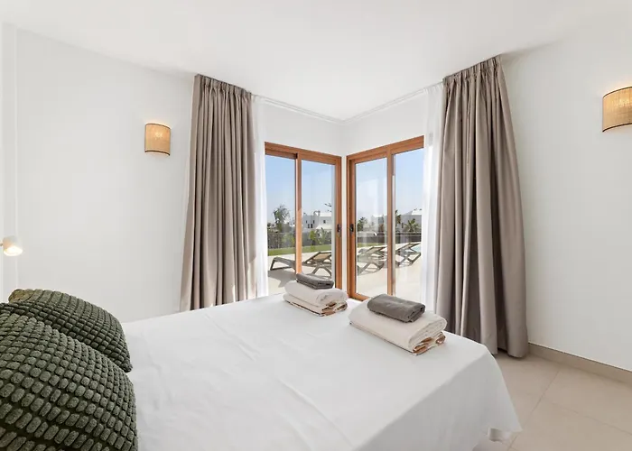 Navya - Vipvipvillas Vila