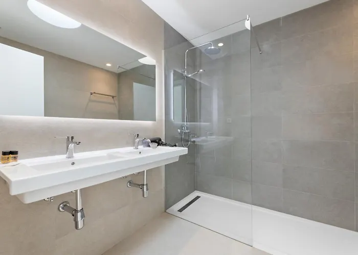 Navya - Vipvipvillas *