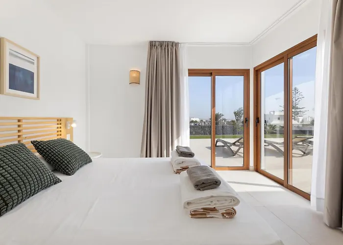 Navya - Vipvipvillas * Playa Blanca (Lanzarote)